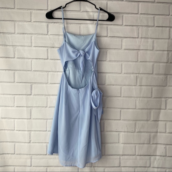 Superdown blue Morgan layered wrap dress size extra small - Picture 4 of 10